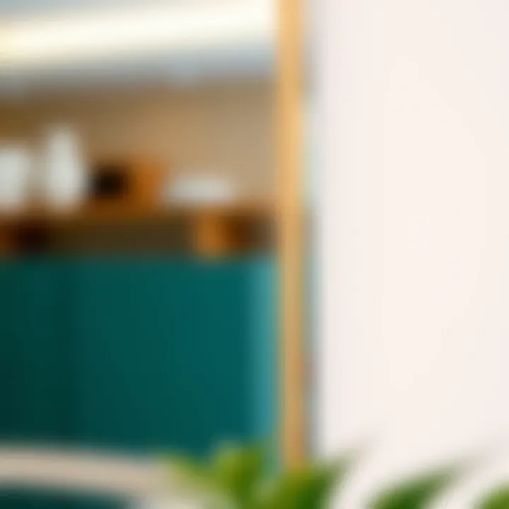 Close-up of plexiglass strip decorative mirror design